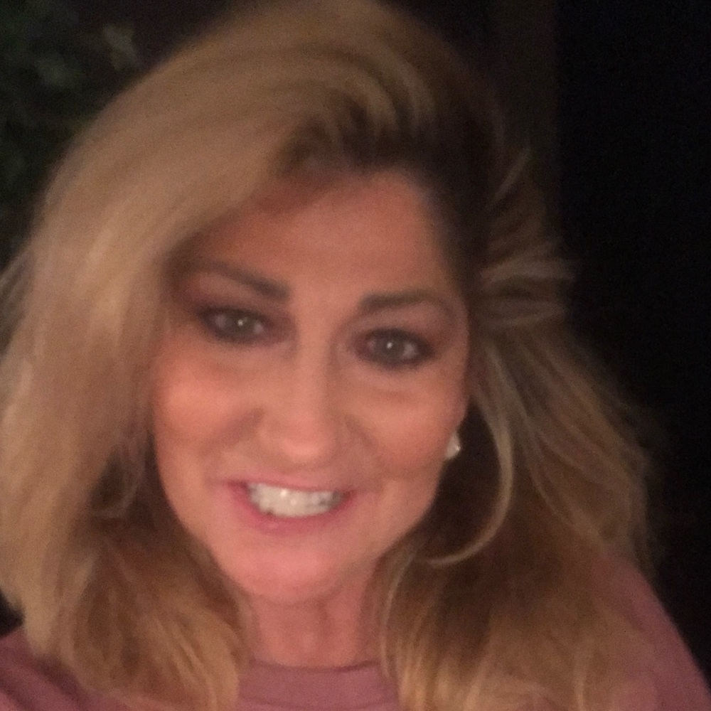 Meet your Posher, Carolyn
